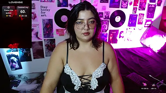 Roxy f w online show from April 9, 2026, 3:28 pm