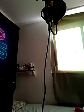 Mikaaa97 online show from February 21, 2026, 12:06 pm