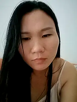 wen78759 online show from October 8, 2025, 4:21 am