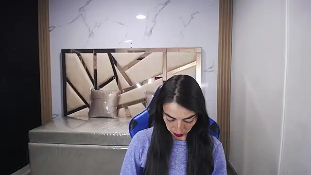 Maily a  online show from October 29, 2025, 3:09 am