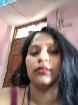 Jasmine Januja online show from June 21, 2026, 5:10 am