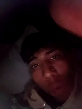 Snapshot of SimonDalton__ chatting on September 24, 2025, 12:58 am SimonDalton online show from September 24, 2025, 12:58 am