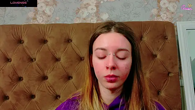 Snapshot of CoraVex chatting on January 12, 2026, 5:12 am CoraVex online show from January 12, 2026, 5:12 am