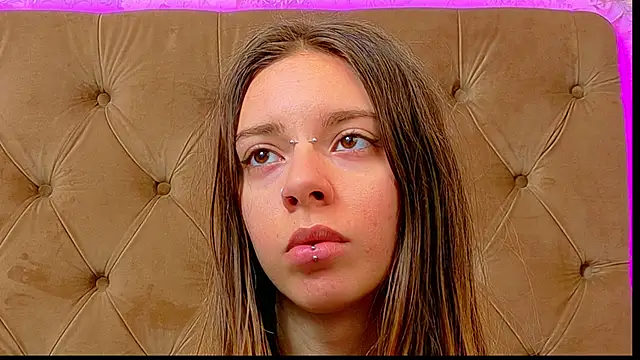 Snapshot of CoraVex chatting on May 24, 2026, 3:44 am CoraVex online show from May 24, 2026, 3:44 am