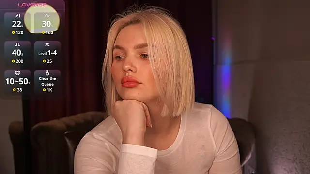 Amelia Wells online show from December 2, 2025, 4:07 am