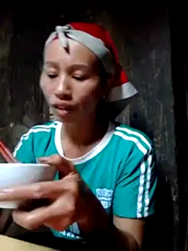 donna-bae online show from October 29, 2025, 12:07 pm