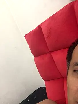 MaiHoang2k online show from October 7, 2025, 4:48 pm