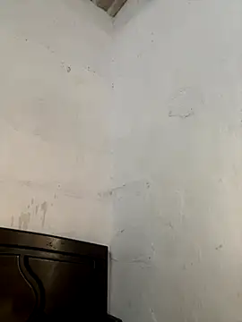 sweetreddy-02 online show from October 16, 2025, 8:37 am