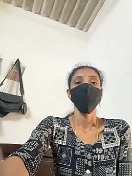 sweetreddy-02 online show from November 13, 2025, 5:50 am