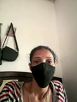 sweetreddy-02 online show from December 1, 2025, 5:01 am