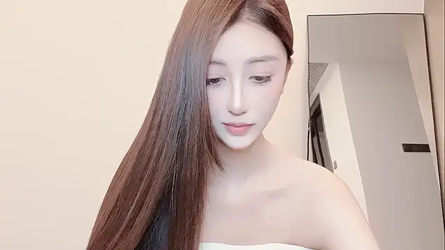 Melody-11 online show from April 19, 2026, 11:07 pm