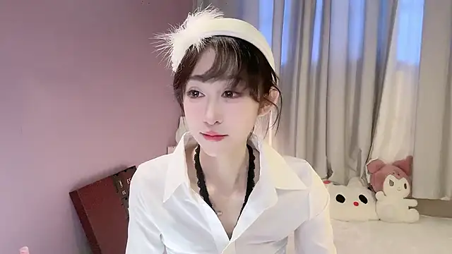 Snapshot of ai-ai-mi chatting on November 5, 2025, 2:33 am ai-ai-mi online show from November 5, 2025, 2:33 am