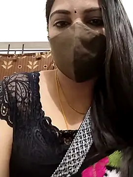 hottamil honey couples online show from October 2, 2025, 10:50 pm