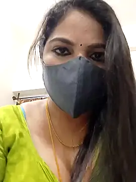 hottamil honey couples online show from November 18, 2025, 9:19 pm