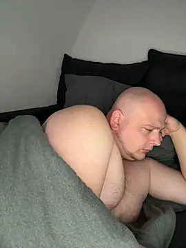 xXLustMolchXx online show from October 11, 2025, 7:07 am