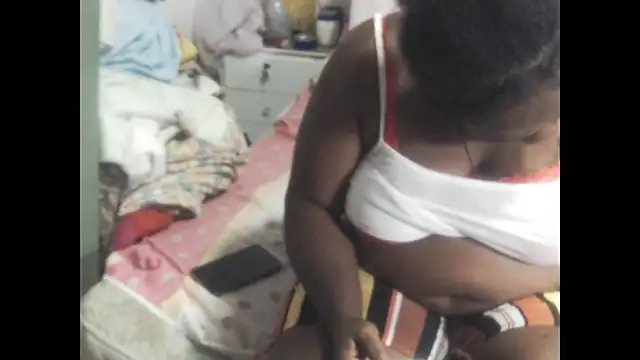 rachelexoticgirl online show from March 25, 2026, 3:34 am