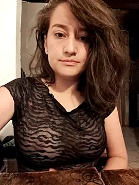 valery506 online show from November 25, 2025, 3:06 am