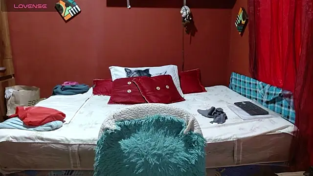 Sasharosee2 online show from November 26, 2025, 1:23 pm