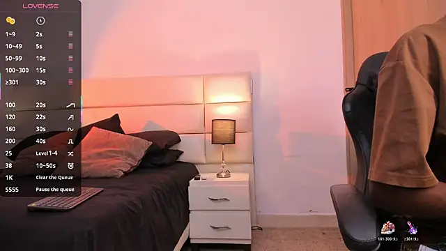 AllexJacob online show from November 7, 2025, 12:49 pm