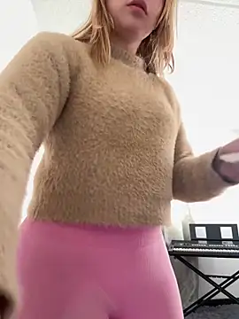 IamCatalina888 online show from October 21, 2025, 7:47 pm