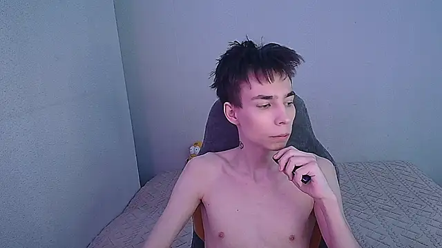 adam kpoy online show from October 5, 2025, 2:04 pm