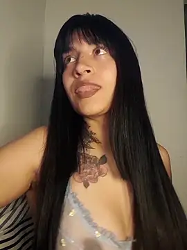 gabii hardy online show from April 20, 2026, 2:14 am