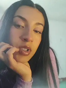 gabii hardy online show from April 21, 2026, 4:12 pm