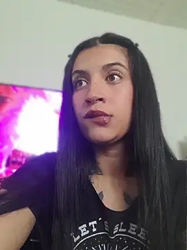 gabii hardy online show from April 23, 2026, 8:55 pm