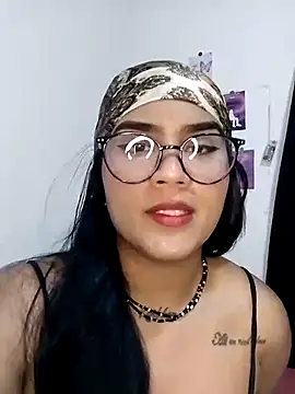 Renata Zoe online show from September 20, 2025, 1:06 am