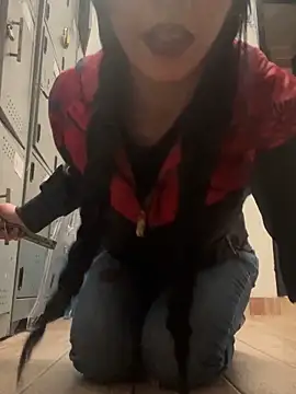 Genesissrea online show from November 18, 2025, 8:46 pm