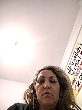 Lunita86 online show from November 17, 2025, 2:28 am