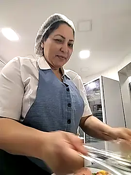 Lunita86 online show from April 19, 2026, 11:53 am