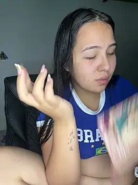 Snapshot of sacha_torres02 chatting on July 7, 2026, 2:25 am sacha torres02 online show from July 7, 2026, 2:25 am