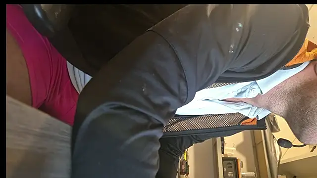 monty19cm online show from April 10, 2026, 6:01 pm