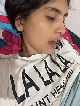 Snapshot of Skinny3-0 chatting on October 26, 2025, 11:42 pm Skinny3-0 online show from October 26, 2025, 11:42 pm