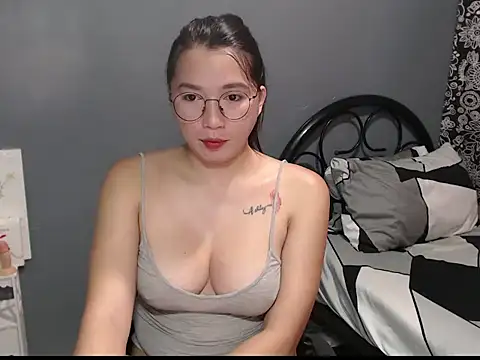 XxBigcumxX online show from December 1, 2025, 3:55 am