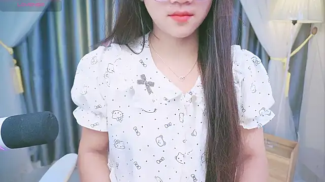 Cherry-26 online show from March 6, 2026, 4:03 pm