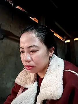 tulipsexy online show from December 23, 2025, 1:25 am