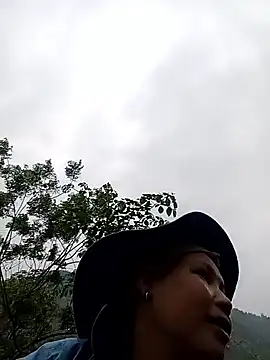 callistra online show from April 17, 2026, 11:02 am