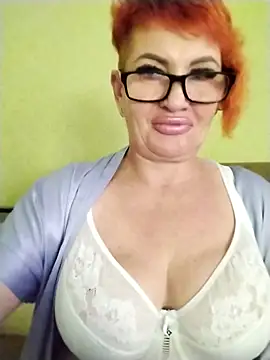 Snapshot of Alissa55552111 chatting on September 28, 2025, 8:09 am Alissa55552111 online show from September 28, 2025, 8:09 am