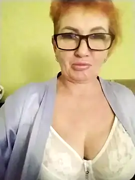 Snapshot of Alissa55552111 chatting on November 3, 2025, 9:43 am Alissa55552111 online show from November 3, 2025, 9:43 am