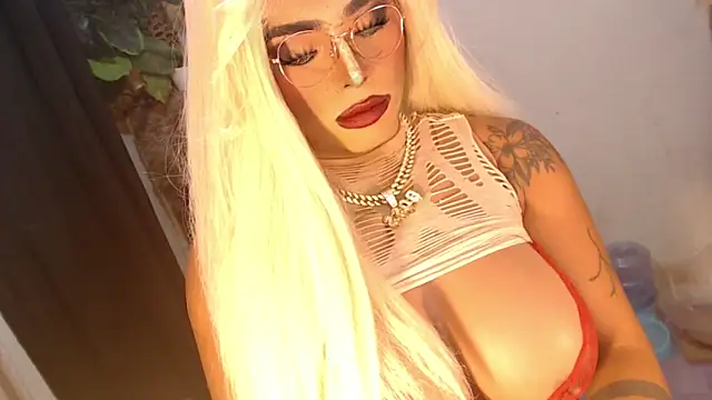Snapshot of Tasha_Goddess chatting on June 8, 2026, 6:14 am Tasha Goddess online show from June 8, 2026, 6:14 am