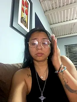 Rouus14 online show from September 25, 2025, 9:46 am