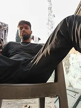 yourcontrol1 online show from November 22, 2025, 3:16 am