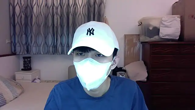 kai101010 online show from September 23, 2025, 1:03 pm