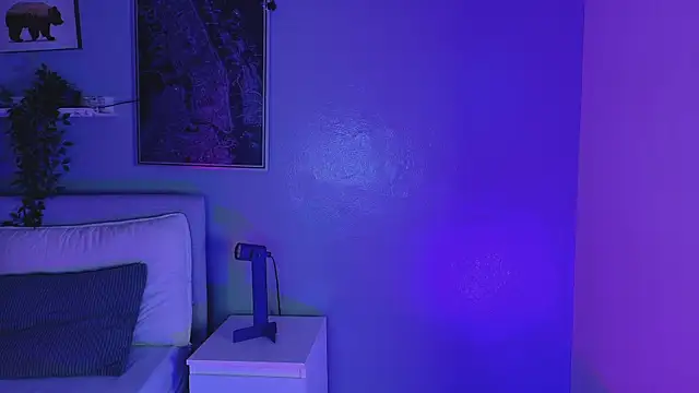 KeendraFox  online show from December 19, 2025, 10:44 am