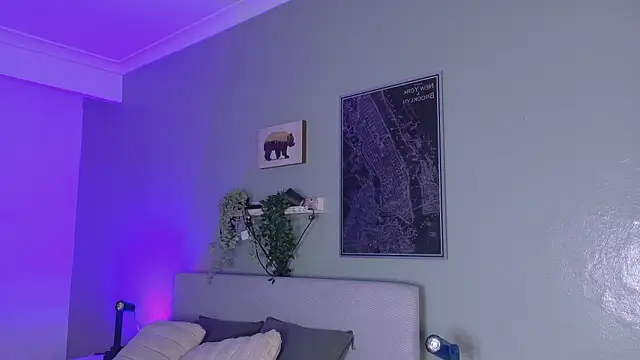 KeendraFox  online show from March 27, 2026, 10:15 am