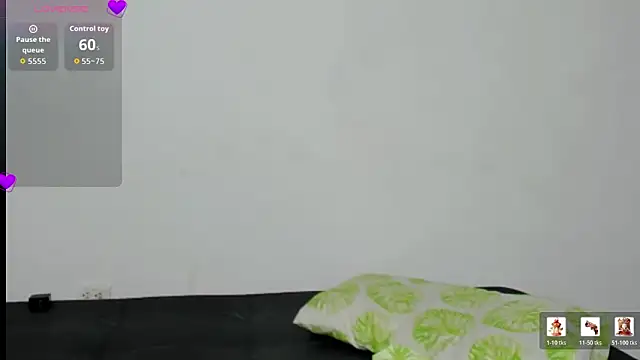 Cherrysweetyx online show from June 3, 2026, 12:19 pm