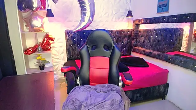 Amy dl online show from September 18, 2025, 5:26 pm