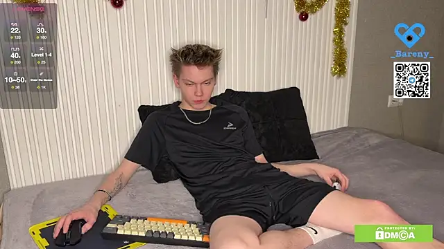 Snapshot of Eaton_ chatting on January 13, 2026, 10:26 pm Eaton online show from January 13, 2026, 10:26 pm